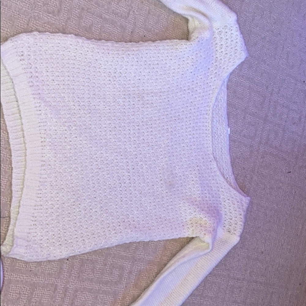 Cute thin cream colored sweater size XS